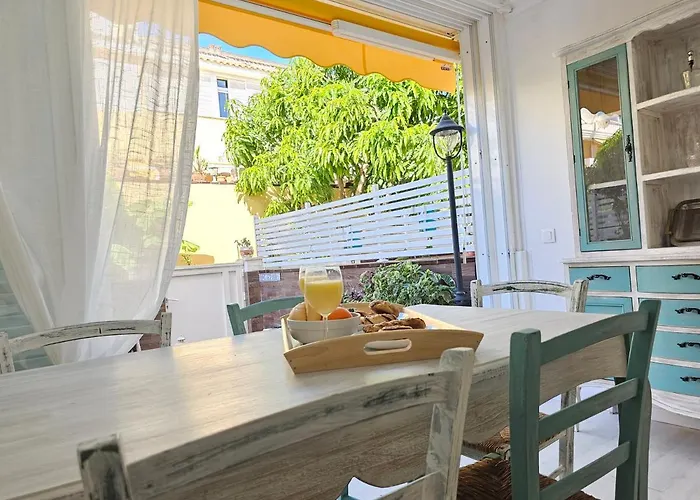 New Positive Vibes Holidays Home, Playa De Americas, Tenerife アパート