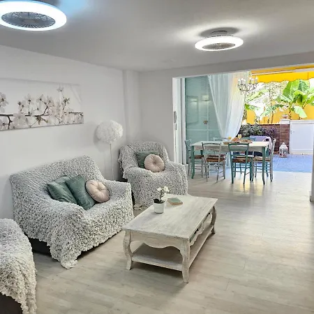 New Positive Vibes Holidays Home, Playa De Americas, Tenerife Lägenhet Playa de las Americas (Tenerife)